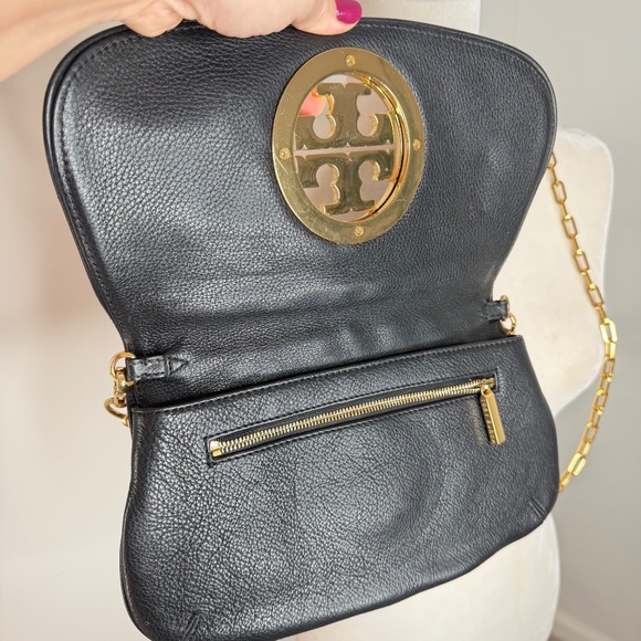 Tory Burch Amanda Black Lift Flat Leather Crossbody Clutch Bag - Picture 3 of 6